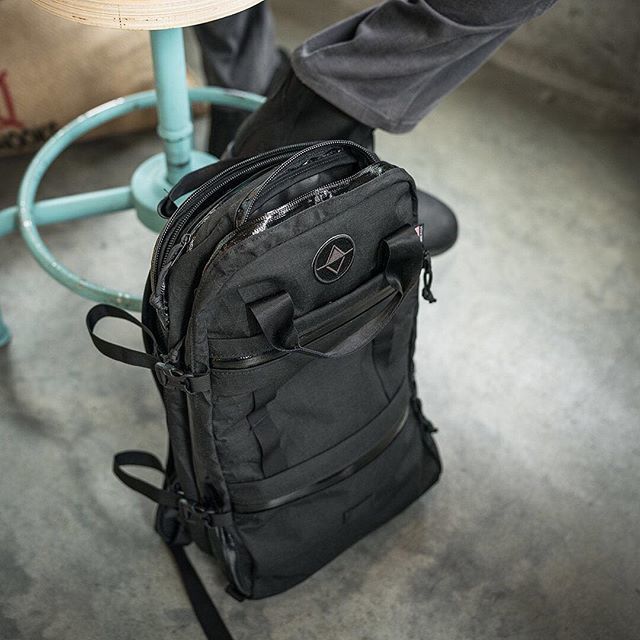 north st weekender backpack