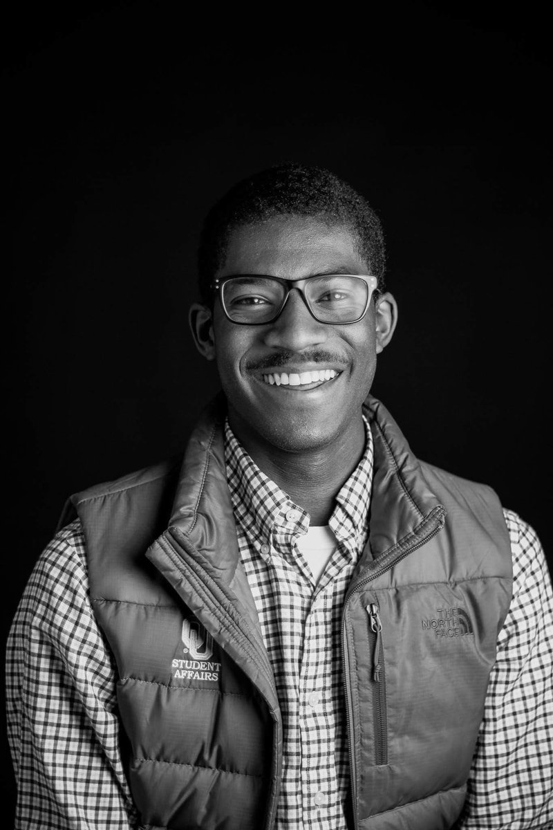 GEC4OU's tweet image. Our 2018 Outstanding LGBTQ Voice award goes to J.D. Baker! 🗣 He has given a significant amount of his time to the GEC during his time at OU and showcased a depth of understanding of the needs of LGBTQ students on campus. 🏳️‍🌈 Congratulations, J.D.!