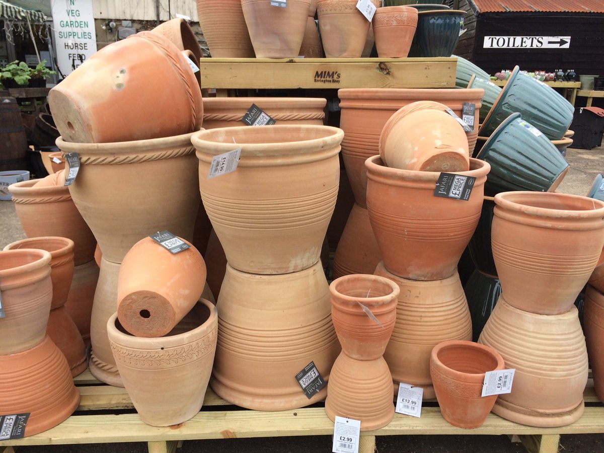 VinesFarmShop's tweet photo. We have so many new exciting products in store, so let’s get out in the sun and get busy in the garden! #homegrown #seeds #compost #gardening #springtime https://t.co/S53TRG1uKO
