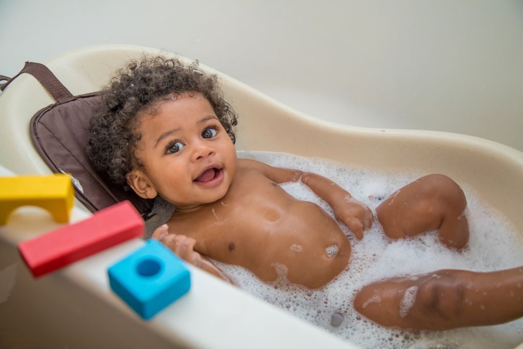 MalikMarcell's tweet photo. My little guy chubbs is going to be in front of the camera for sure! Quick bath shoot I did of him recently.
#russellbloodline #kairo #chubbs #bathtime #babies #730kids #730BHC #730vision #730bros #730angels #midastouch #atlanta #film #musicvideo #redepic https://t.co/1yK4pjqtIK