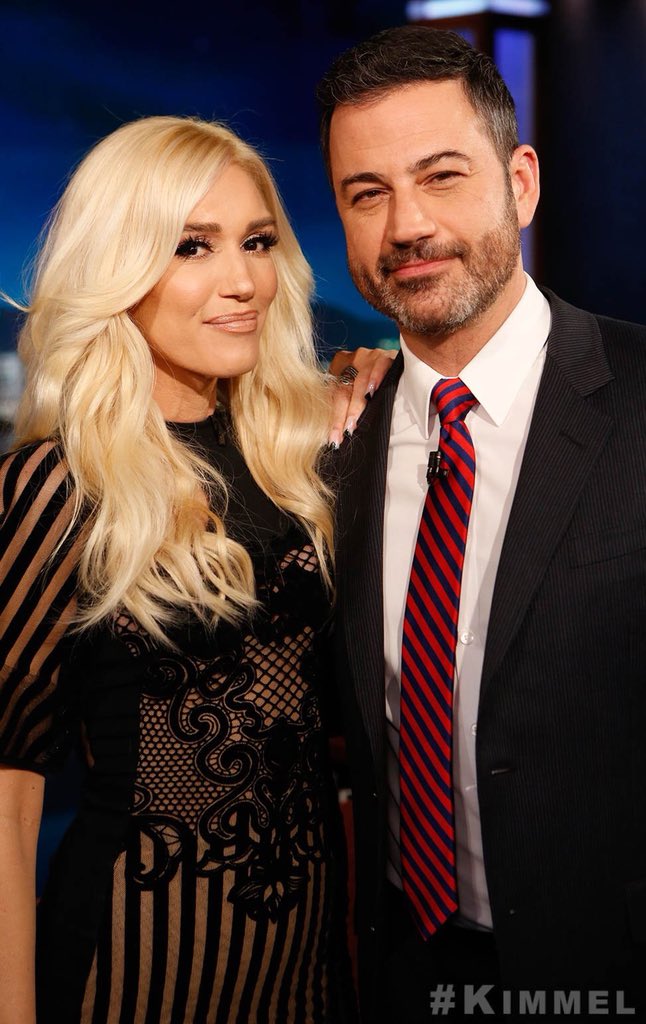 DailyGwen's tweet photo. Can we talk about how stunning @gwenstefani looked on Kimmel last night?! That hair is everything 😍 https://t.co/PnvBfRNTJb