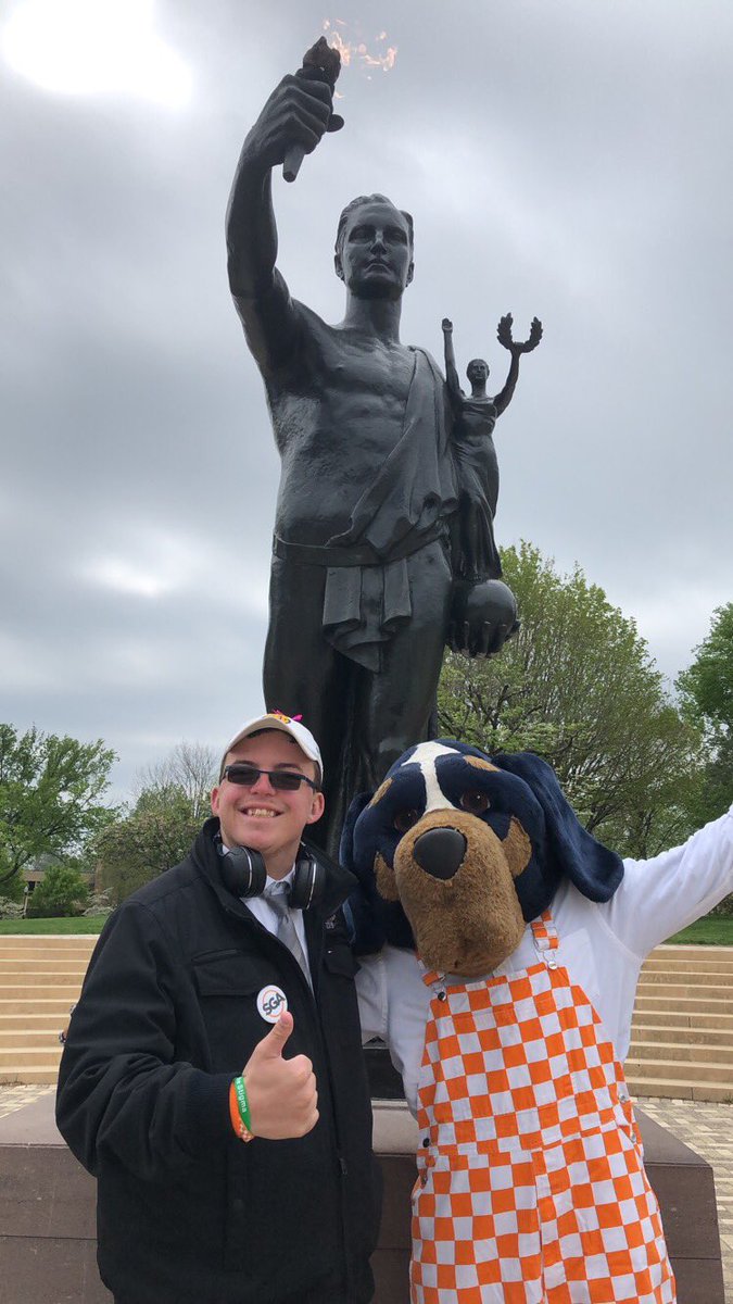 BigOrangeFriday's tweet photo. Happy 50th Birthday to the Torchbearer!! 🔥 https://t.co/WdCGhec1FC