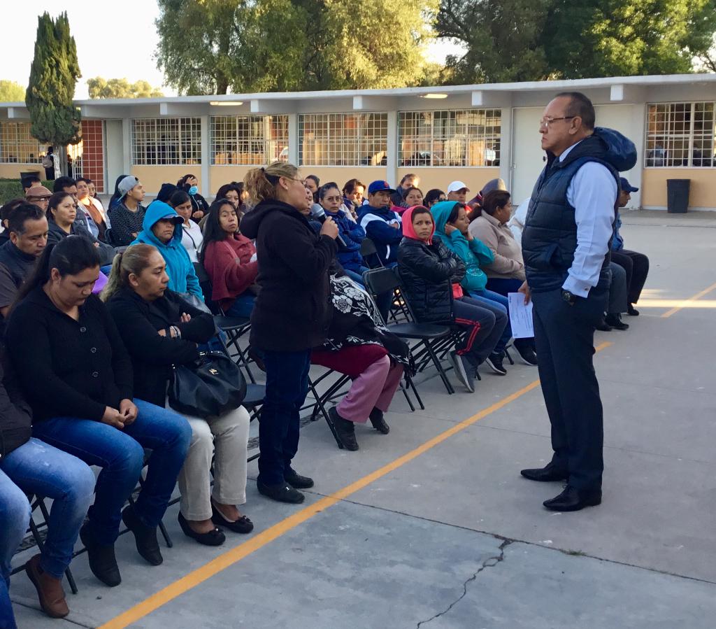 cobaep's tweet photo. ¡El @cobaep es una institución fuerte y solida comprometida con la educación integral de los jóvenes poblanos!. Visitamos el Plantel 18 de Santa Ana Xalmimilulco donde escuchamos, dialogamos con padres de familia y alumnos para conocer sus principales necesidades.
#SomosCOBAEP https://t.co/1FMOo97bDo