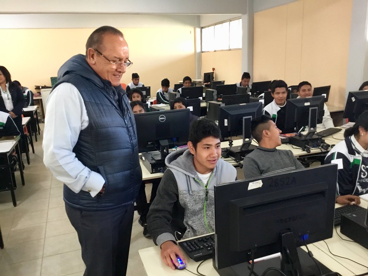 cobaep's tweet photo. ¡El @cobaep es una institución fuerte y solida comprometida con la educación integral de los jóvenes poblanos!. Visitamos el Plantel 18 de Santa Ana Xalmimilulco donde escuchamos, dialogamos con padres de familia y alumnos para conocer sus principales necesidades.
#SomosCOBAEP https://t.co/1FMOo97bDo