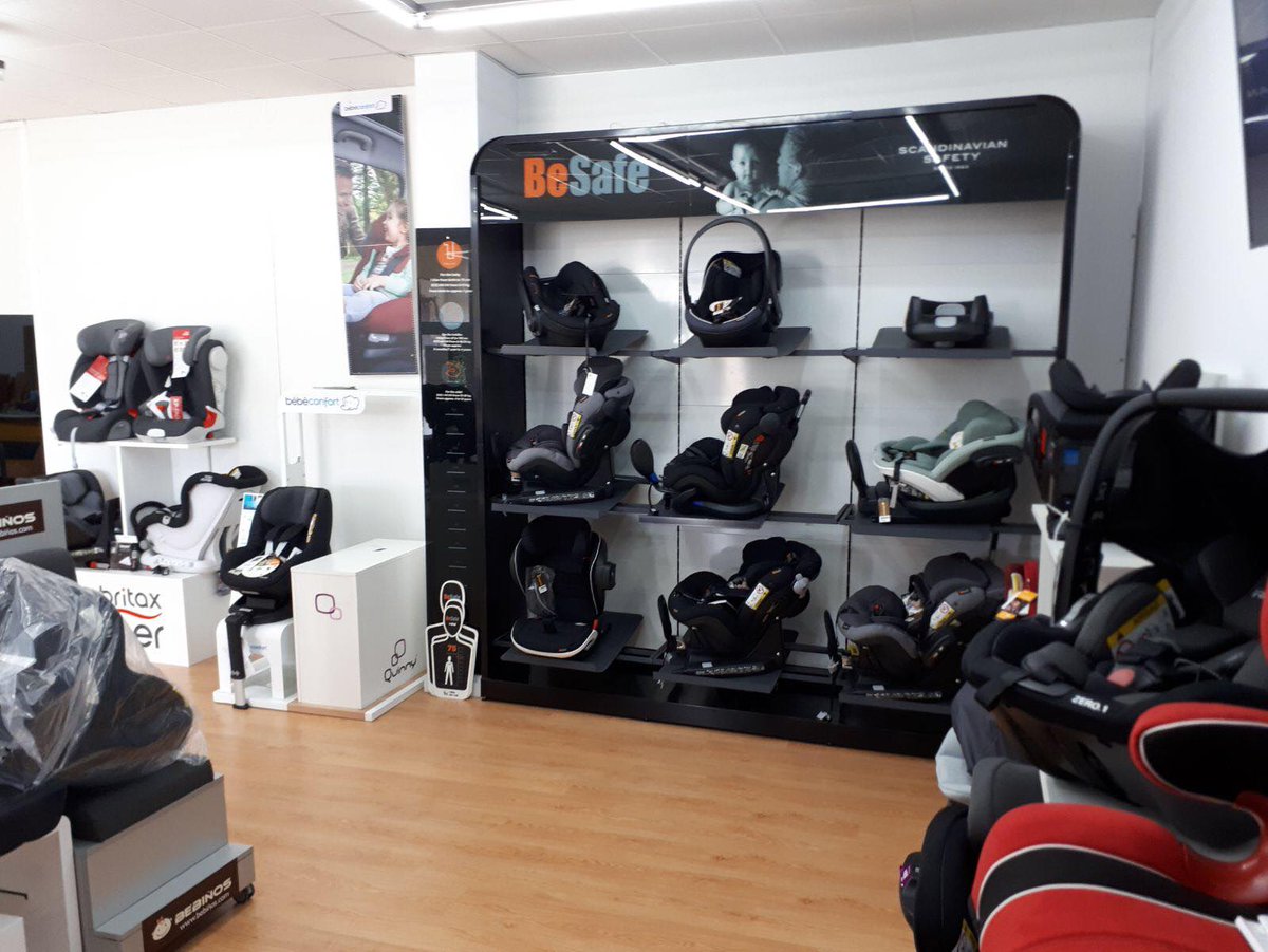 Bebinos's tweet photo. Si eres de los pocos que todavía no ha visitado nuestra nueva tienda en #Milladoiro, ¿a qué esperas? 😉 Todo lo que te puede hacer falta, ¡lo tenemos en 500 m²! Mira, mira 👇🏽 #puericultura #bebés https://t.co/HCtL3RWnVw
