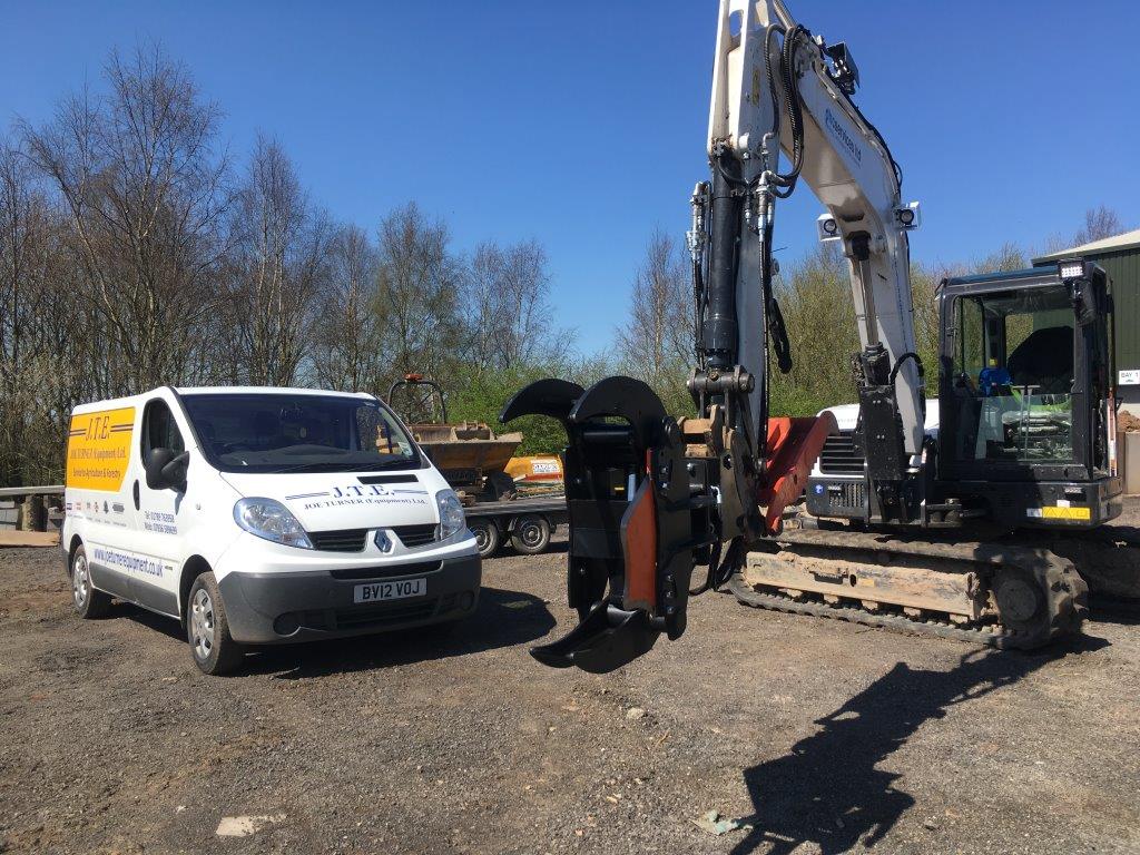JoeTurnerEquipt's tweet photo. New Agriforest ST250 Tree Shear with rotator fitted and supplied to DHC Services Bobcat. Thanks Dave.
Machine can also been seen working at our open day on the Wednesday 25th April at Joe Turner (Equipment) Ltd @dhcservices @JoeTurnerEquipt https://t.co/eWPMdE4FOv