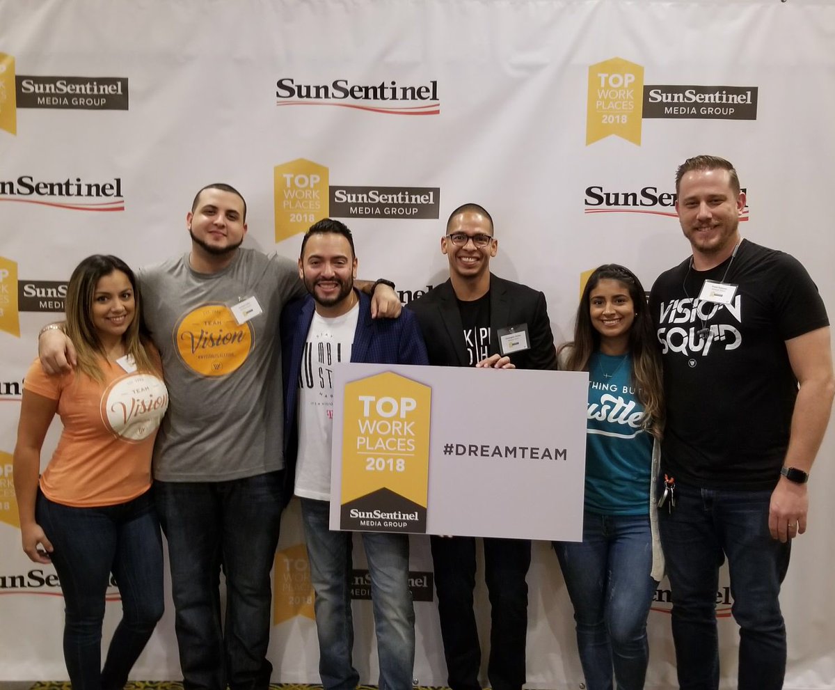 ChristopherG622's tweet photo. @WirelessVision Top Work Places 2018! Thank you @WirelessVision and @TMobile for truly making work fun! @WV_EastTeam @JRojas537 @LaylaMoo18 @thatsammori @tubbs8808 https://t.co/TOyq7XaHFj