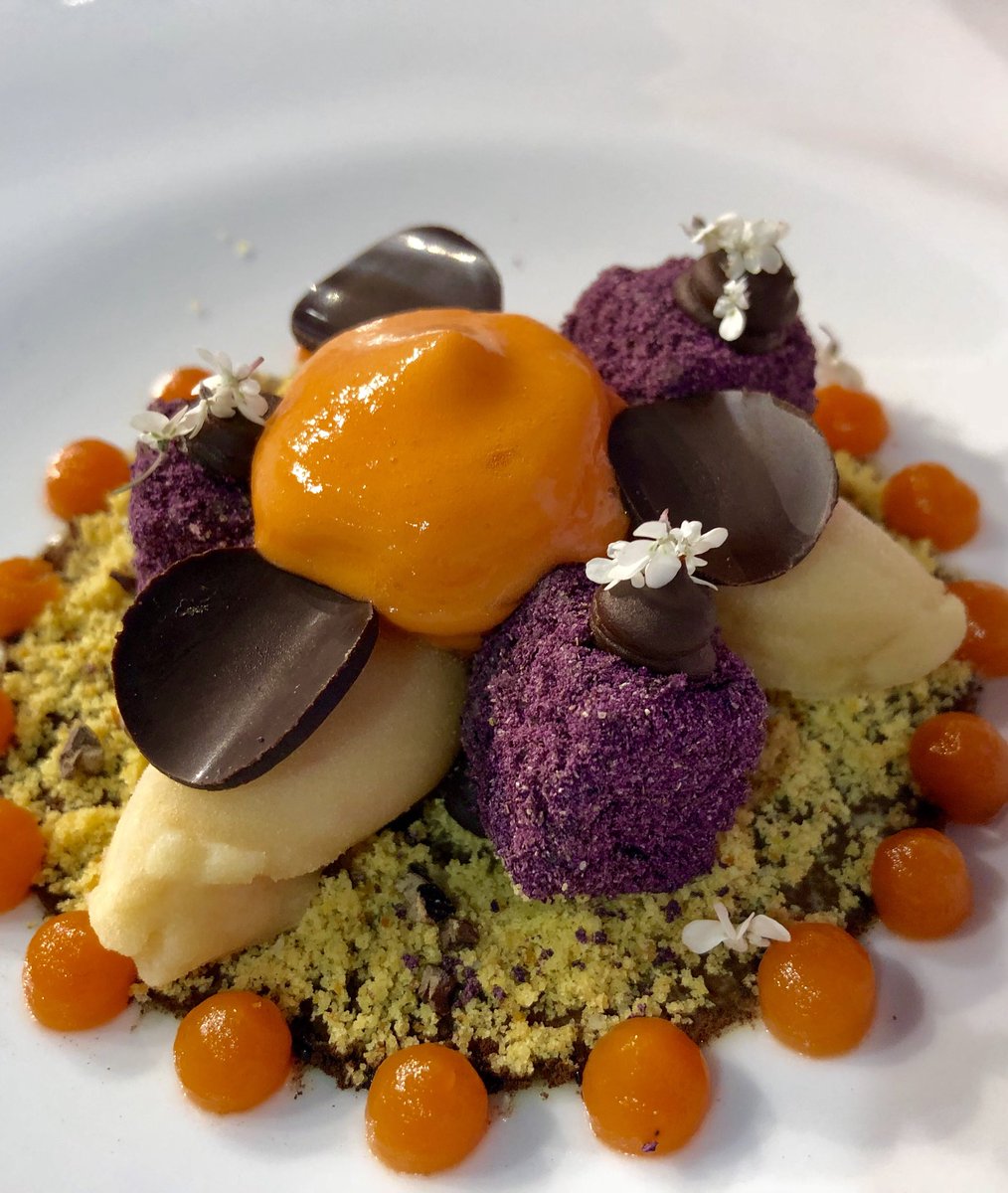 JCCapel's tweet photo. Ganador del VII Concurso Cocinero del Año Maria Cañas y AlvaroSalazar  rte Argos puerto de Pollensa. Felicidades!!!! https://t.co/Ibjd6mgcfc