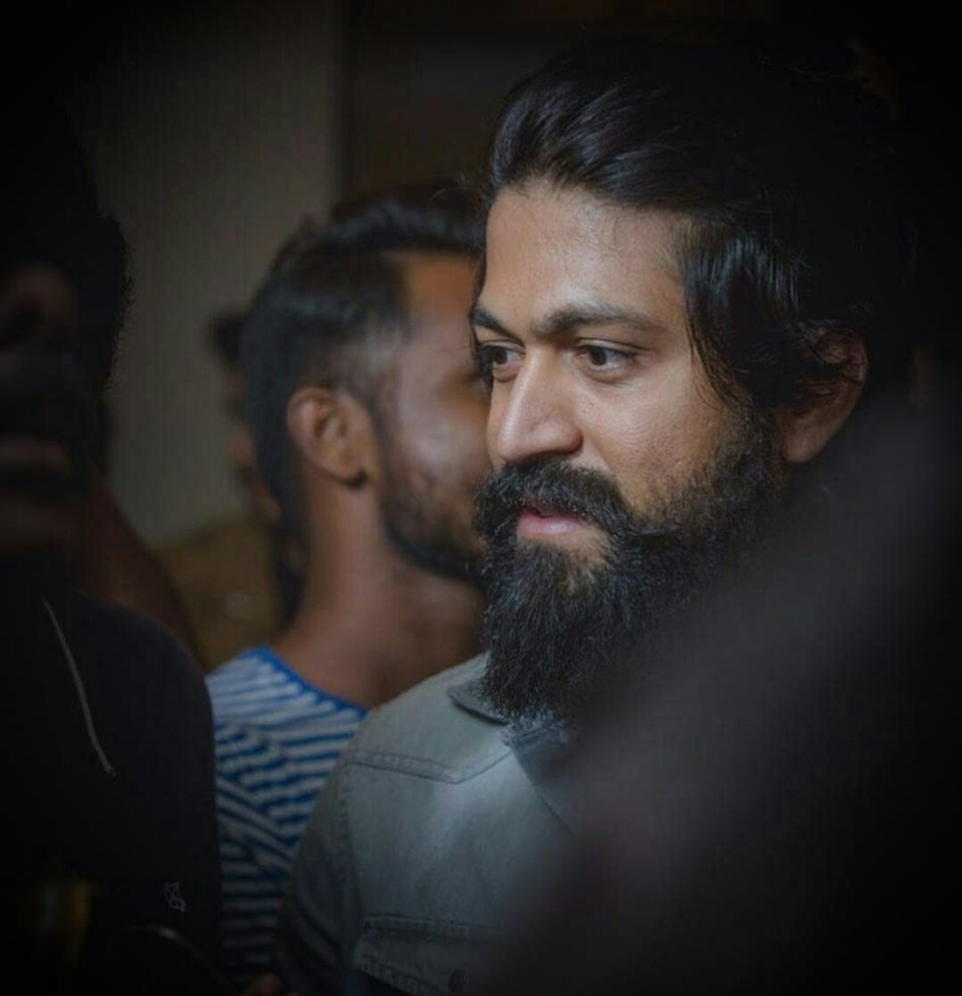 YashHolic's tweet photo. #WeSupportYash https://t.co/81aSYJJc1D