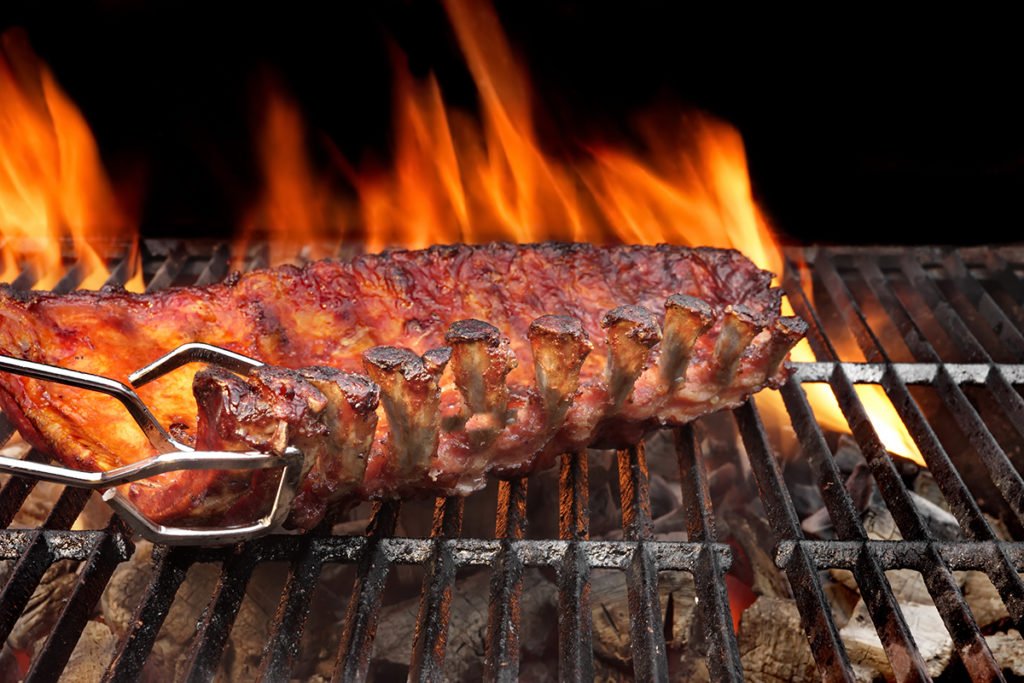DellaMasseria's tweet photo. On May 1th, it's holiday time in Masseria della Volpe.... time for enjoying sun, time for sharing joy with friends! Our restaurant Codarossa is going to organize a BBQ party just near the pool and our surrounding countryside... Could you plan something better? Stay with us! https://t.co/E3LIZ6jylU