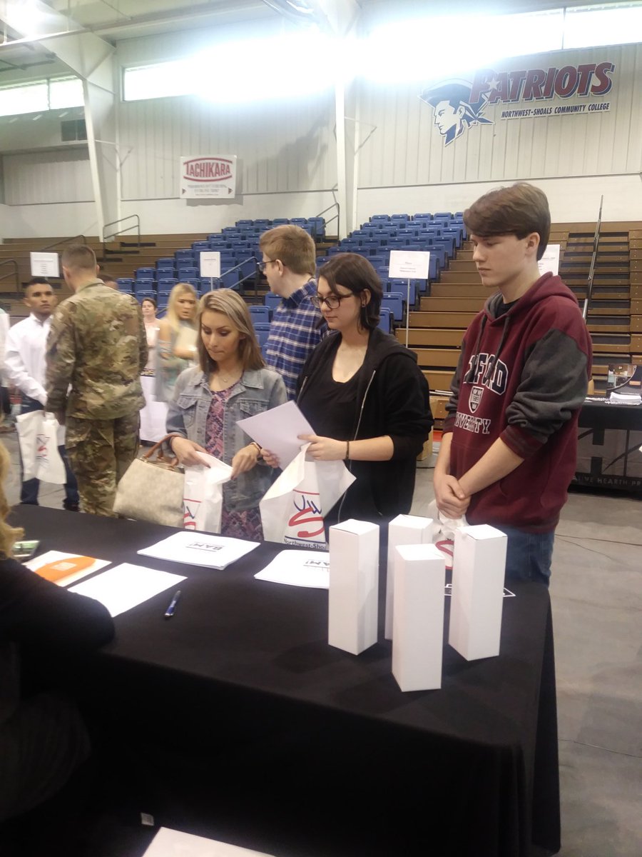 talmon925's tweet photo. Deshler students - preparing for the future - Bridge Job Fair - #collegeandcareerready https://t.co/EYVhxwyYqs