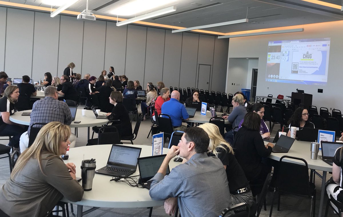 Allison Dominguez (LibraryAllison) Twitter