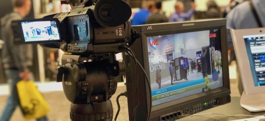 Mediakwest_S4AL's tweet photo. NAB 2018 : 3 nouveaux camescopes 4K chez JVC
#Camescope #connecté #graphic #4K @JVCpro_fr #nouveautés @NABShow
https://t.co/WqigXxpHpH https://t.co/KYXRjP8od2