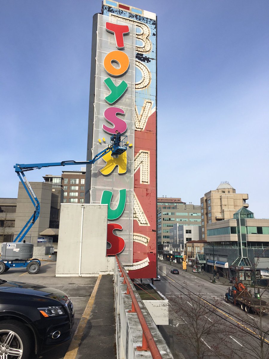 Doing some work to the <a href="/toysruscanada/">ToysRUs Canada</a>  sign that overlays over the famous Bowmac on Broadway Sign in Vancouver. #Bowmaconbroadway #branding #iconic #maintenance #signs