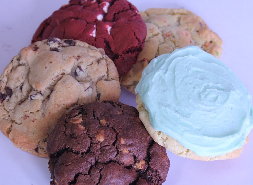 FiizSandy's tweet photo. New 6 oz cookies are here!!  Come grab some today!  
Red Velvet- Available Now!
Chocolate Chip- Available Now!
Sugar- Coming Soon!
Chocolate Peanut Butter- Coming Soon!
Fruity Pebbles- Coming Soon! https://t.co/ak8sygz4tB