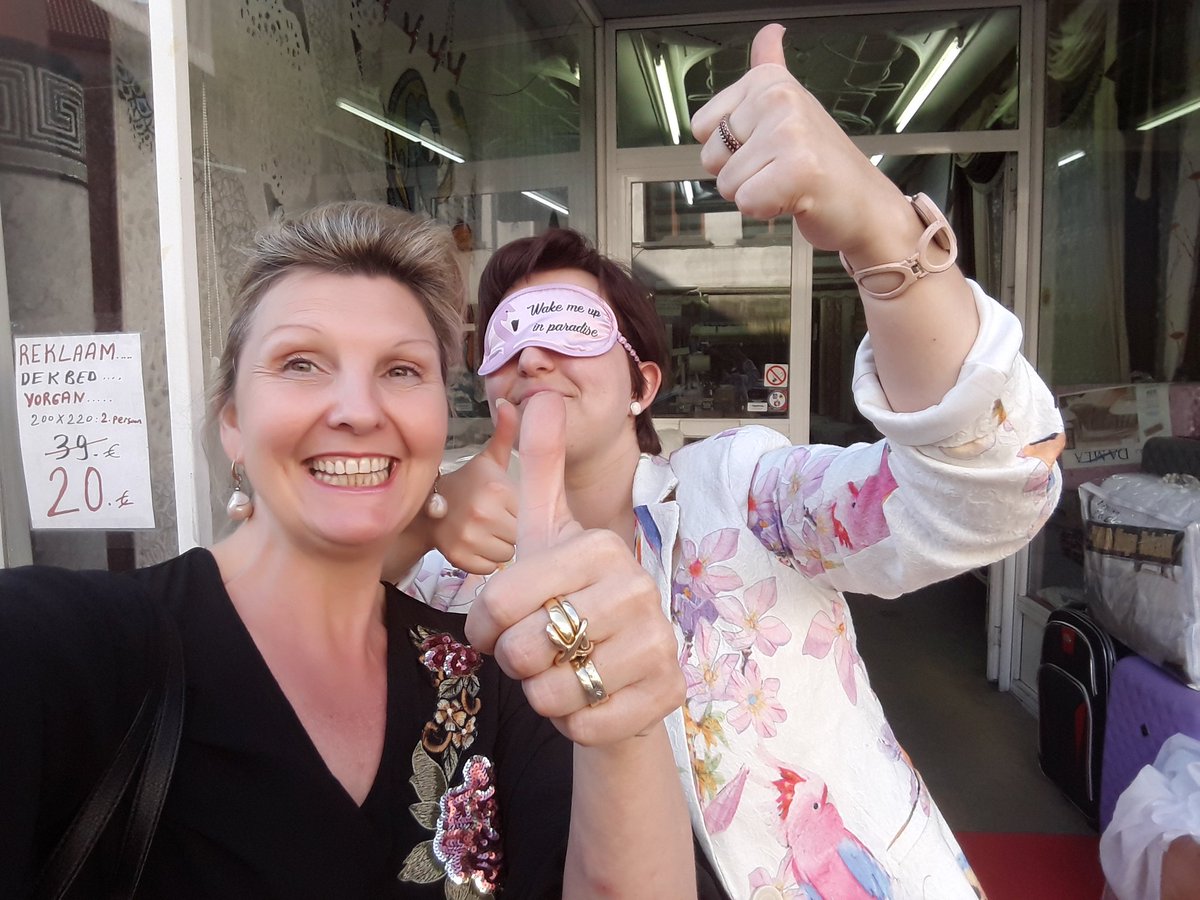 vervaeke2's tweet photo. Opdrachten blind wandelen #reg10 #hunkemoller https://t.co/aDcQw0dVe4