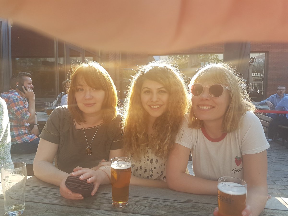 anablava1's tweet photo. Enjoying a cold beer after our agile community of practice offsite. Check for open positions as an agile coach at XING @XING_Career https://t.co/FCAUaZ7Ov3
