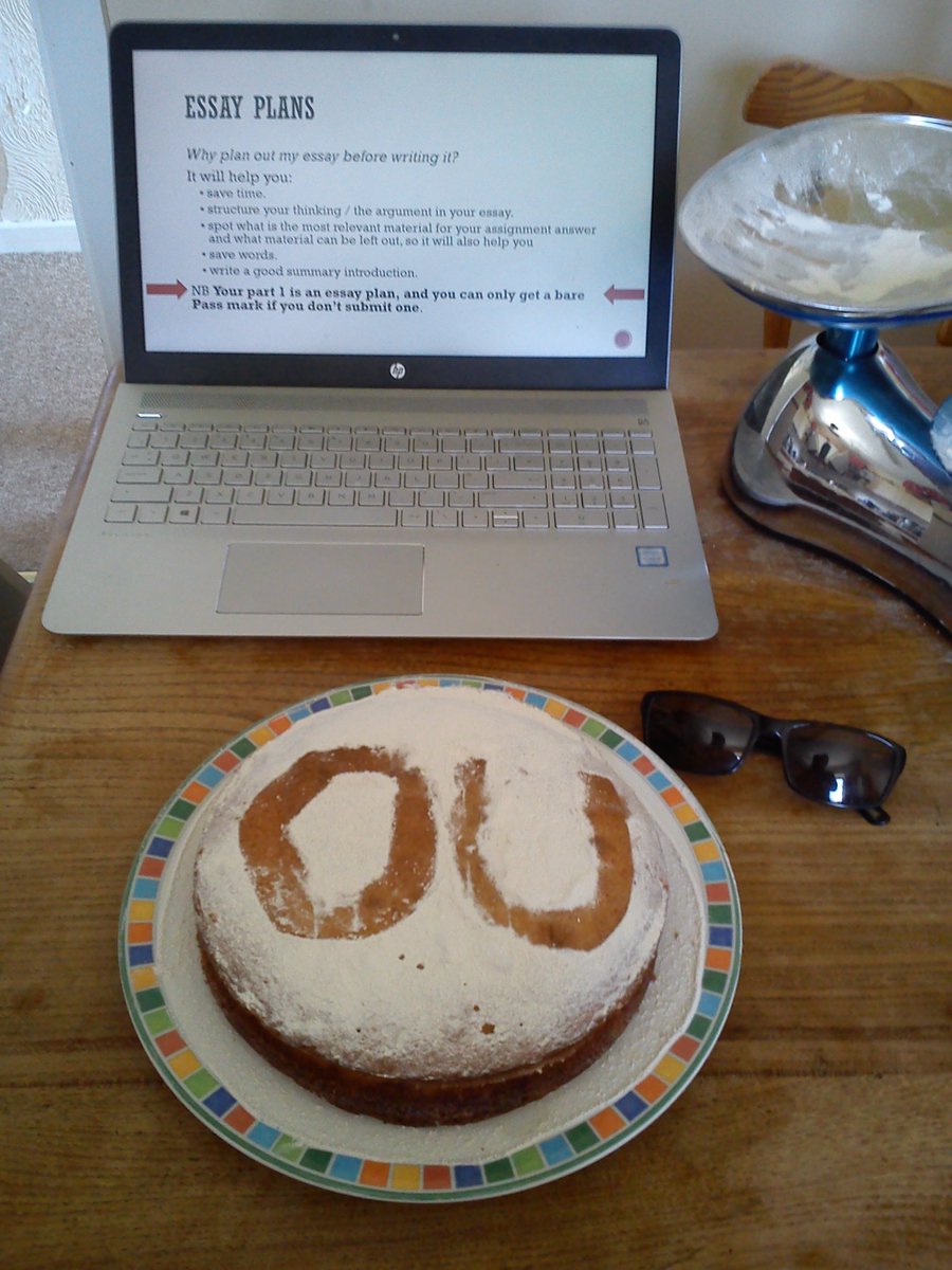 ANLecturer's tweet photo. Owing to the vagaries of GTP, I can meet my Taunton students all the way through the module but this will be the last time I teach a tutorial with my #DD102 Cardiff students βΉοΈ
I made a special cake: rose petal sponge, for tonight's tutorial π
@OUCymru #BakingMethod https://t.co/vQIRDv2kPs