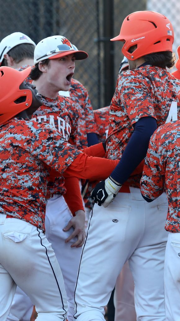 JoshThomson22's tweet photo. Hitting a grand slam or getting four hits is rare. Hitting for the cycle is even rarer. Briarcliff's Noah Campo accomplished all three in a big @Bcliff_6th_man win: https://t.co/N8cRbSsgs2 https://t.co/vuymsRNDjv