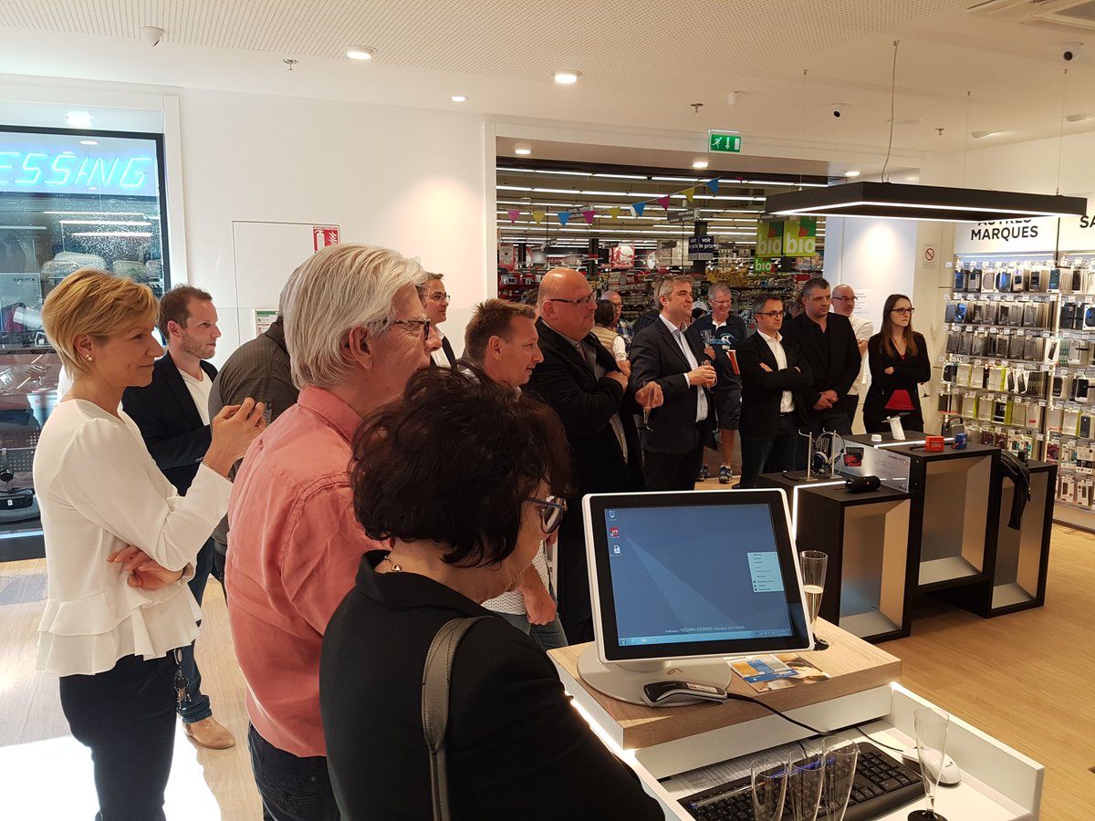 Sclaudel57's tweet photo. .@Alsace : @SFR ouvre sa première boutique #ContentStore @AlticeFrance à #Dorlisheim dans le département du #BasRhin et fait le point sur les investissements #THD #Fibre et #4G dans le département. 
+ d'infos : https://t.co/vjs7yMaDTX https://t.co/oaq2T5xJiW