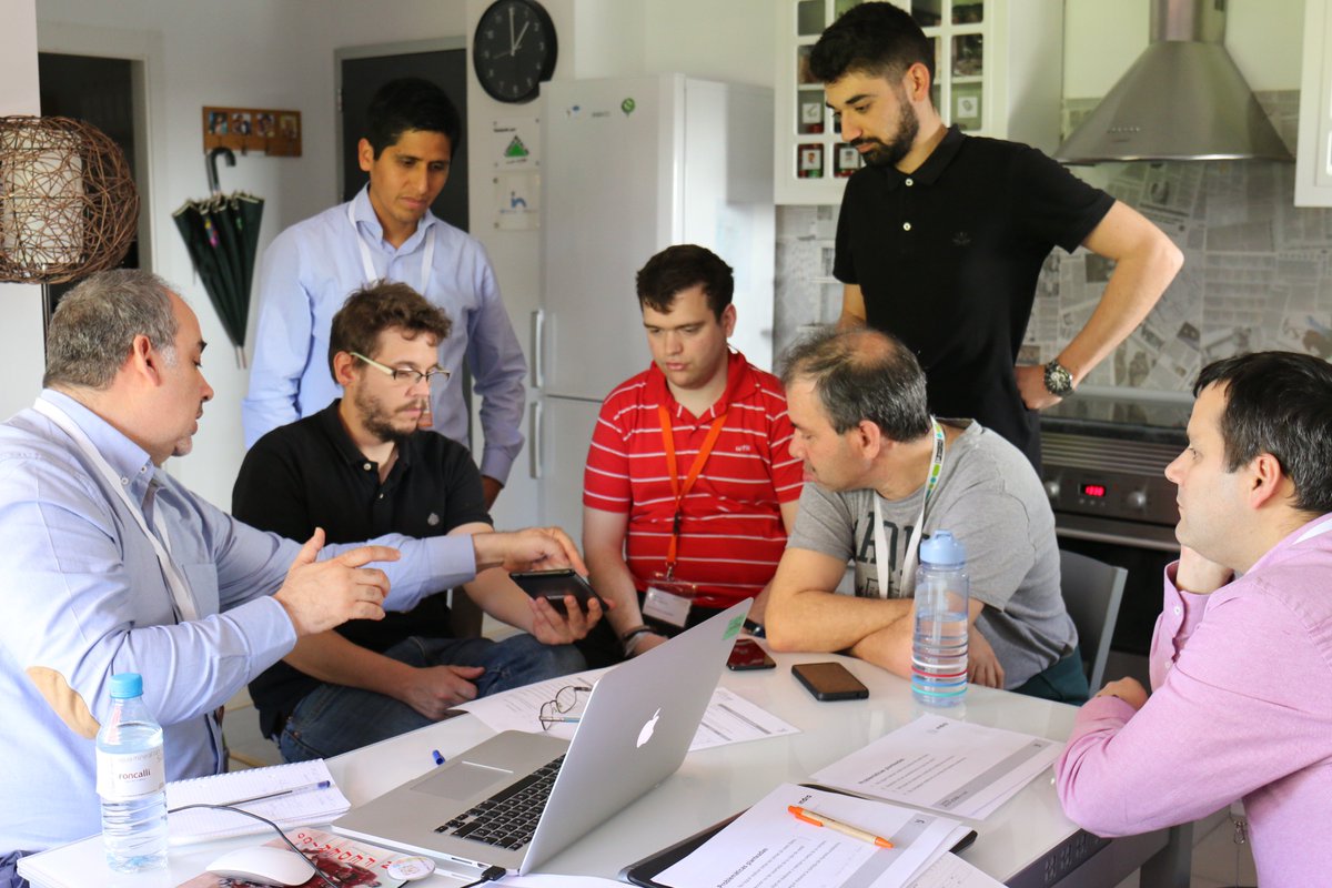 FundacionJuan23's tweet photo. 15 voluntarios de @IndraCompany fomentarán la innovación y el uso de la tecnología en la inclusión de personas con discapacidad en distintos contextos. #GiveandGain #voluntariadocorporativo https://t.co/HBNfB6kYM6