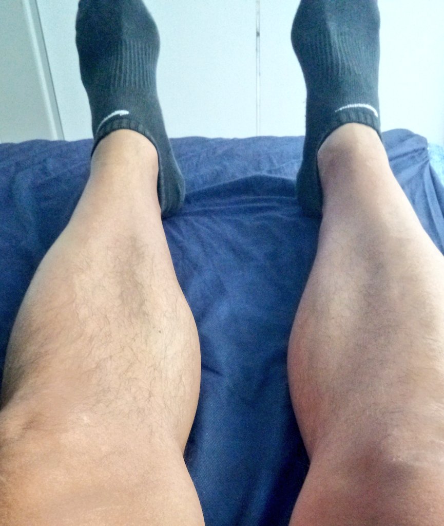 danisoriano70's tweet photo. A punto del último paso para el @RNRmadmaraton masaje de descarga y el domingo a por mí medalla #DanisWar https://t.co/QVbVLuybDT