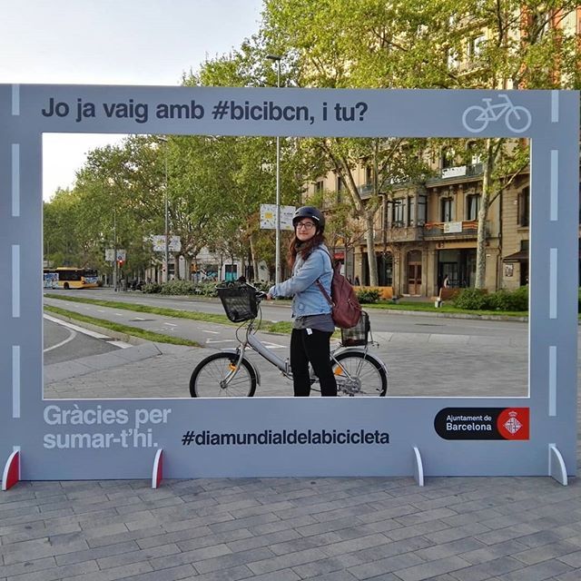 TascaProjectes's tweet photo. Avui vas en bicicleta per Barcelona? Dinamitzem l’espai creat per @AktesEvents i t’esperem per felicitar-te i agrair-te que facis una ciutat més saludable i humana  #DiaMundialDeLaBicicleta #biciBCN @BCN_Ecologia https://t.co/m1SYUGwvg0