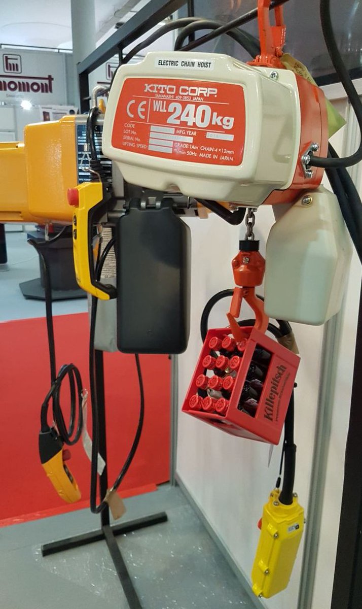 KITOEUROPE's tweet photo. #KITO at #SEEBBE International Building Fair in Belgrade. Together with our partner #Vodusek and #RUDLIFTING Serbia we are presenting our premium #hoists. And, of course, original #Killepitsch from #Duesseldorf ;) Hall 2B, booth 2122 #kitohoist #cranes @bgdsajam https://t.co/G6kw0RvVWY