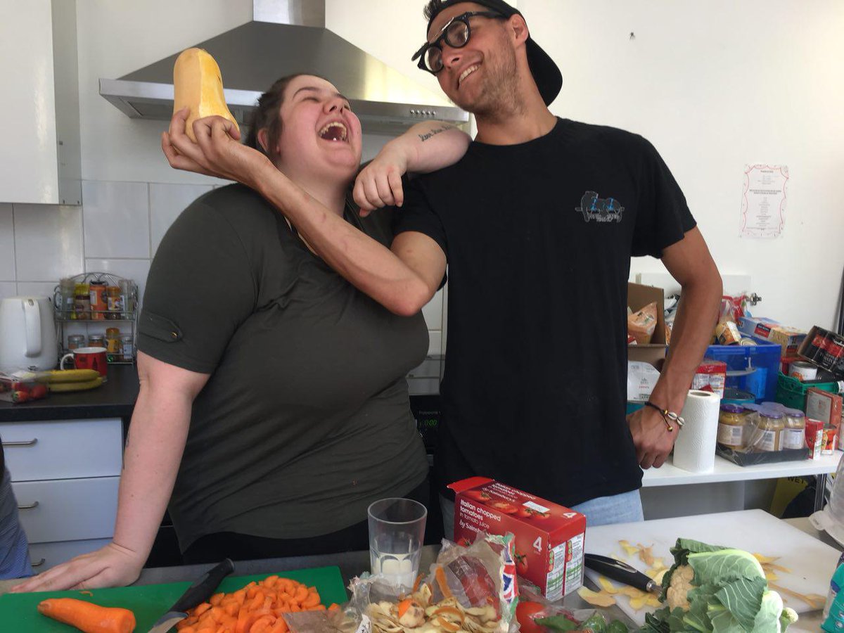 gleaningSUSSEX's tweet photo. Further proof today that solution to #foodwaste is delicious! Cooking 'Rogan Sqaush' with @thectsbrighton clients using excellent @FareShareBH ingredients #ShareMeals #TooGoodToWaste https://t.co/fFtPq13fng