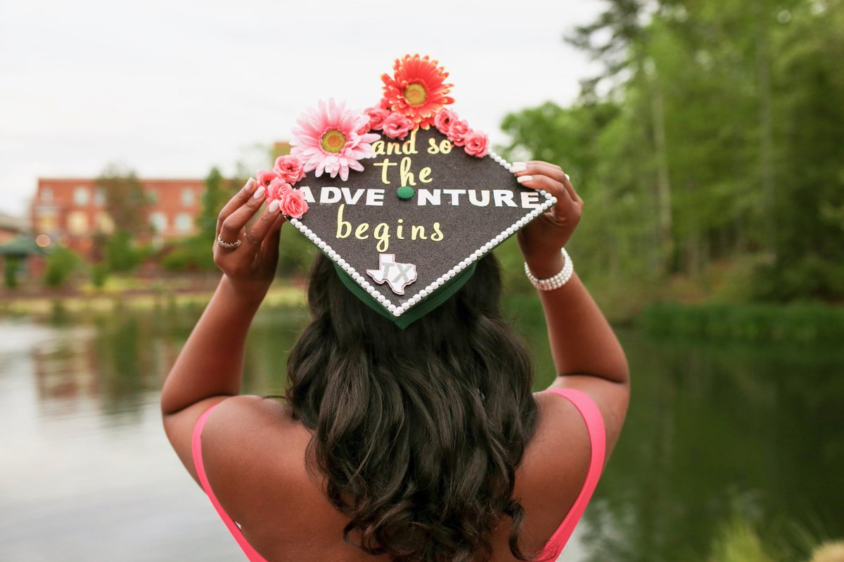 Niner_Stephanie's tweet photo. Just received a few graduation photos! #surreal #uncc18 #countdowntograduation #Future49ers #uncc22 @UNCCadmissions @unccharlotte https://t.co/H7OGhFcL0p