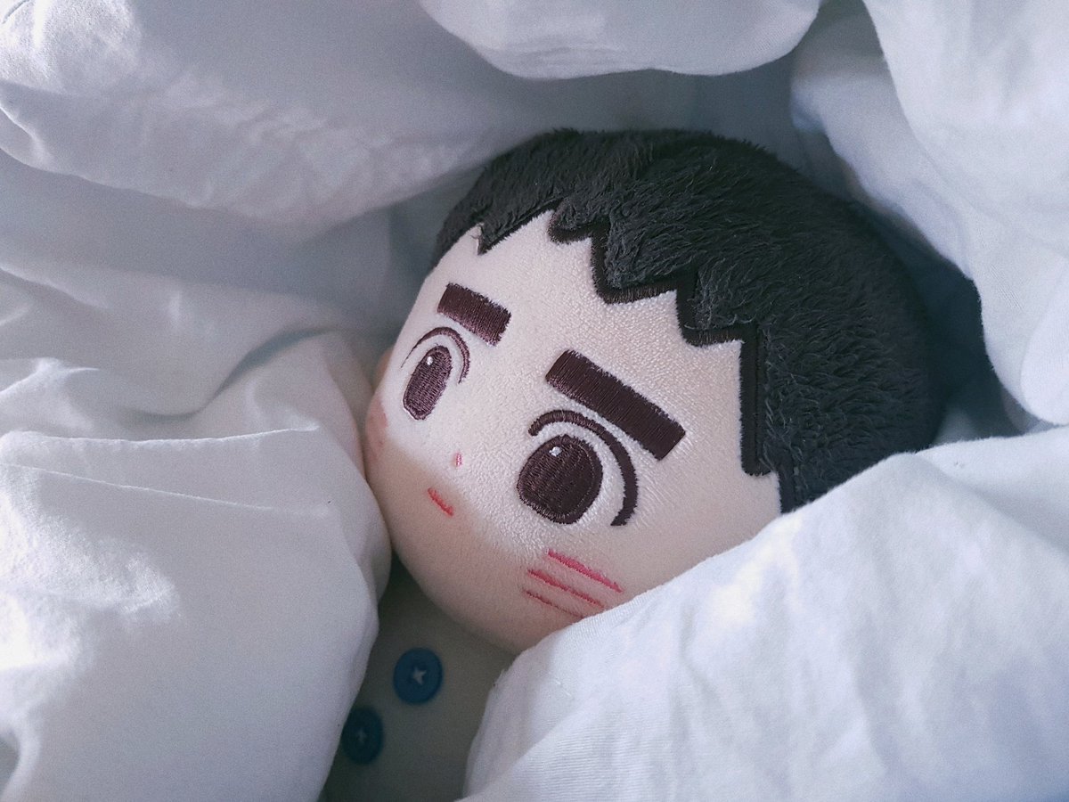 bongsik22's tweet photo. 꼬경씨 표정이랑 볼록 배 단추가 좋아 https://t.co/JytCuE7VlQ