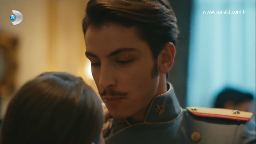 Hala56392873's tweet photo. Leon 💫💫
#BoranKuzum #lLeon #HiLeon https://t.co/1FVmxvnX7N