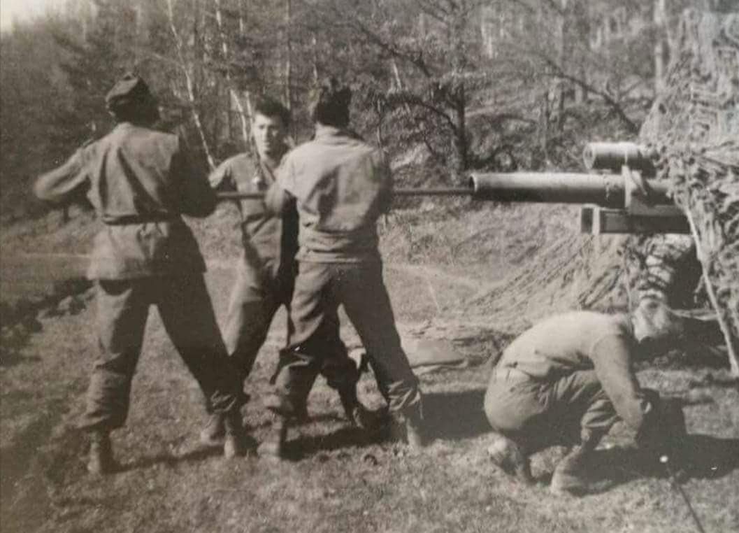 3rd Infantry Division Artillery (@marnethunder) on Twitter photo CPL Charles Neidert (facing the camera), ca 1943, serving with the 39th FA, <a href="/3rd_Infantry/">3rd Infantry Division</a> in the European Theater during WWII!
#ROTM #MarneThunder #DogFacedRedLeg #TBT CPL Charles Neidert (facing the camera), ca 1943, serving with the 39th FA, <a href="/3rd_Infantry/">3rd Infantry Division</a> in the European Theater during WWII!
#ROTM #MarneThunder #DogFacedRedLeg #TBT