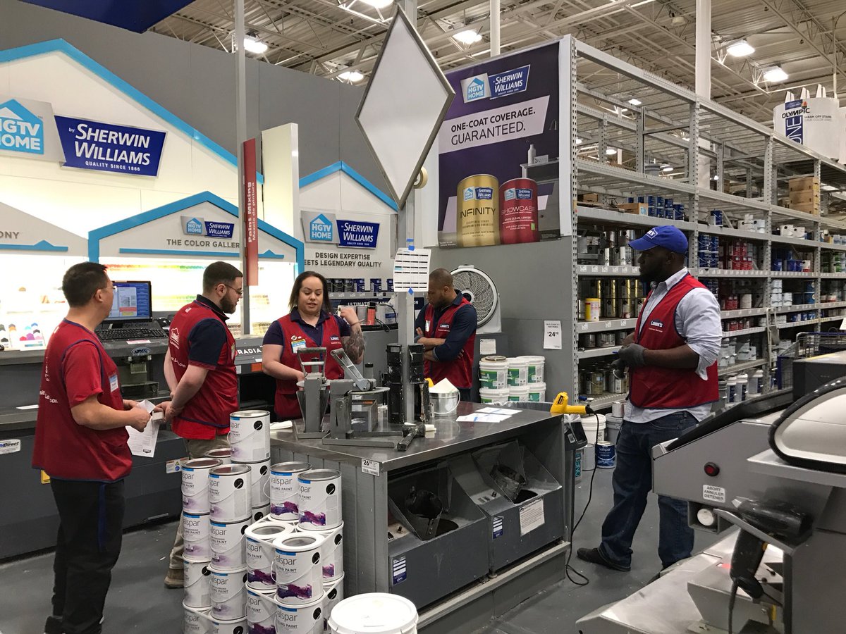 ericgreenlive's tweet photo. Cross training in Paint #piscatawayLowes #0692 #dayofDevelopment #loweshomeimprovement #loweslife @MelissaMcCambri @HahnDianne @church1230md https://t.co/tgFVCwChyu
