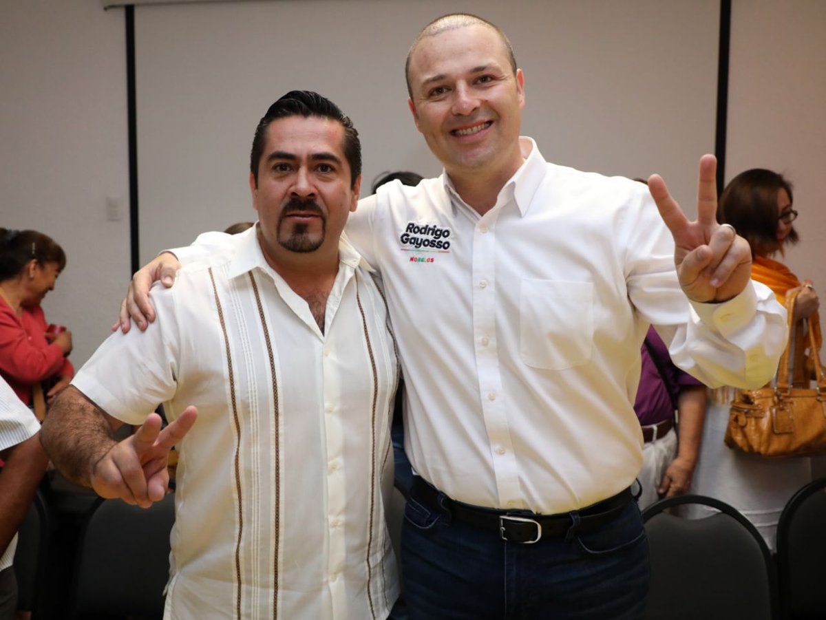 rodrigogayossoc's tweet photo. Cada día nuestro proyecto crece y se forlace, con la suma de Rircardo Arizmendi y liderazgos sociales, más fuertes y unidos vamos a seguir #TransformandoMorelos. https://t.co/OEF9thZJCc