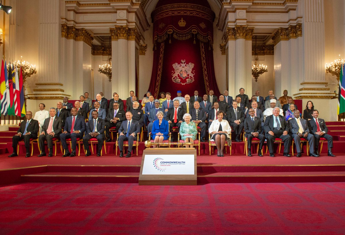 With various world leaders at the @Commonwealth18 Summit. #CHOGM2018