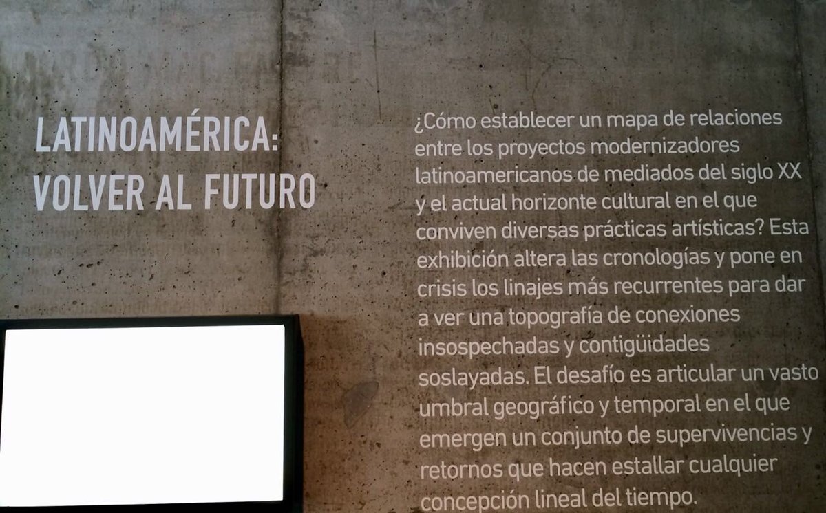 MESLASociales's tweet photo. Con los maestrandos y las maestrandas estuvimos en el MACBA en la muestra “América Latina: Volver al futuro” curada por Federico Baeza 
🔽 https://t.co/0e6UrcMGVf