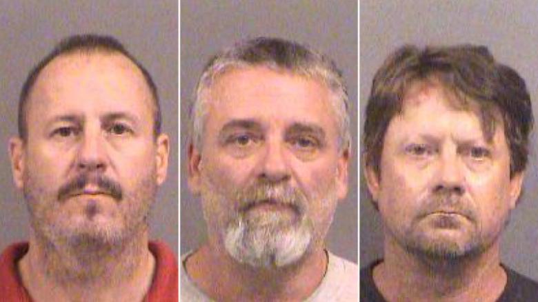 CNN's tweet photo. A federal jury found three men guilty of conspiring to bomb a Kansas apartment complex to target Somali refugees https://t.co/Iexju5M2AI https://t.co/k4v0rsGZtk