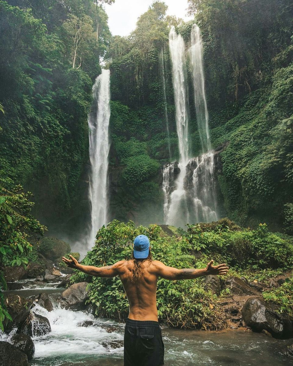 TrackThatTravel's tweet photo. If this doesn't inspire you to travel, then we don't know what will.
One of our bloggers, Jackson Groves aka @JourneyEra, has so many epic #adventures that will just fuel your #wanderlust.
Check out his blog on #TrackThatTravel: https://t.co/wb9k9sS0kj https://t.co/12fumMpttb