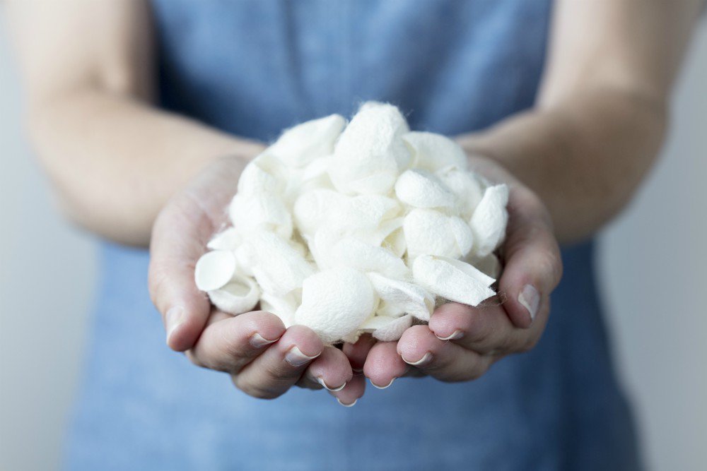 A #startup that disrupted skincare is coming for #fashion, too. bit.ly/2qM9Jxd #liquidsilk <a href="/SourcingJournal/">SourcingJournal</a> #Sustainability