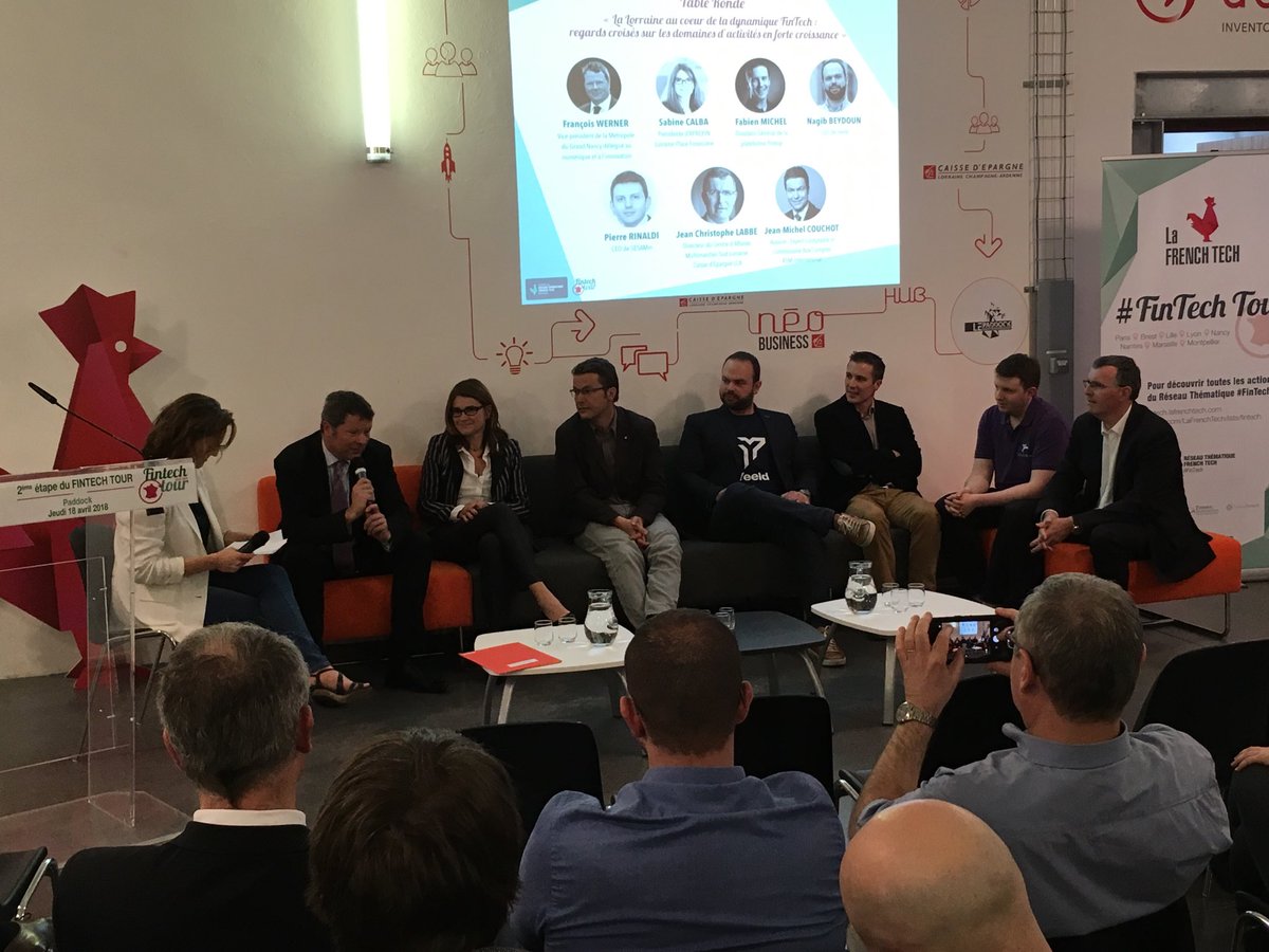 Yoda54SEA's tweet photo. Table ronde du fintech tour ! https://t.co/Jk8gPhmfB6