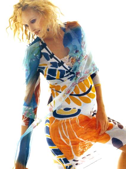 expectingmodels's tweet photo. #TBT2018 Wish more #maternitystyles were #strikingapose with an editorial edge like the good old days! What's your favorite #preggostyle? Company? https://t.co/Mr5rtJLfQy