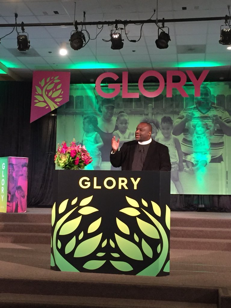 TheCenterSHF's tweet photo. “Tragedy should not be the catalyst to prioritize our children”- @pastormykmac at the @raacd_sac #gatheringforglory conference https://t.co/J0tW06MFpF
