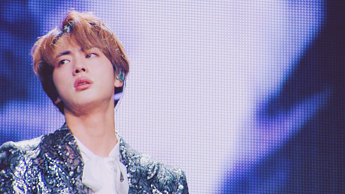 __btsgalaxy's tweet photo. @_crystalbangtan @BTS_twt KIM SEOKJIN
WE ARE LOSING ARMY🙌🔥
1 RT = 1 VOTE

#THOSFansBTS19A @BTS_twt

[#PremiosMTVMiaw #MTVBRKPOPBTS] https://t.co/nzcYA1LN3S