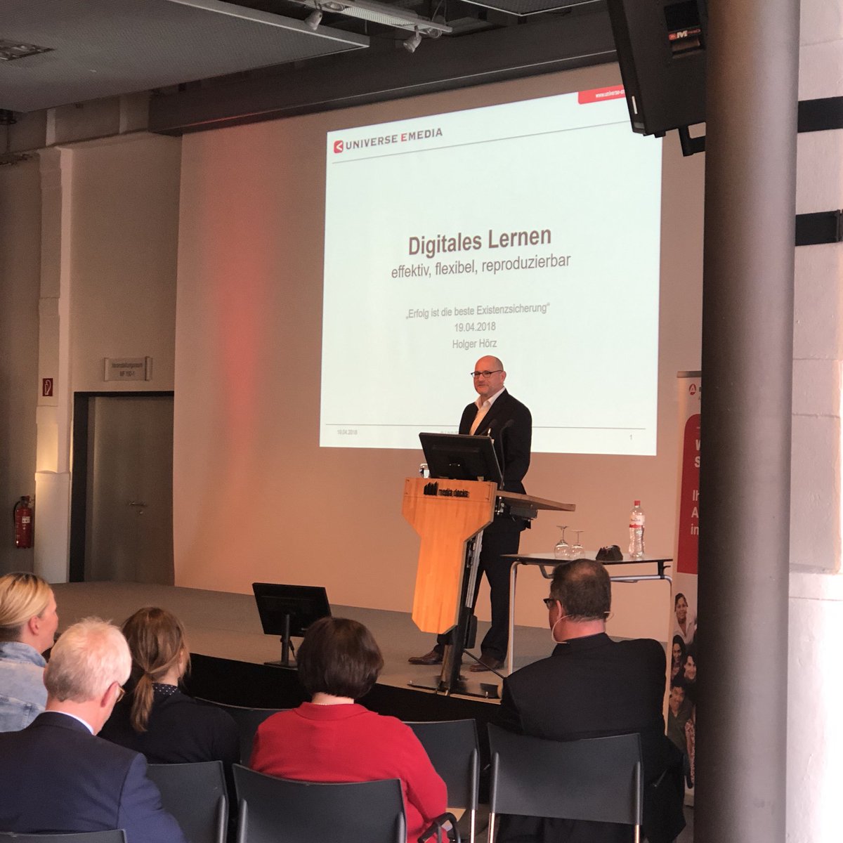Universe_eMedia's tweet photo. Digitales #Lernen für Unternehmen aller Branchen. Worauf es dabei ankommt erfahren Sie heute in der Veranstaltung der #Wirtschaftsförderung in den Media Docks in #Lübeck.
#mediadocks #business #elearning #weiterbildung #schleswigholstein https://t.co/8dfgIDCUX4