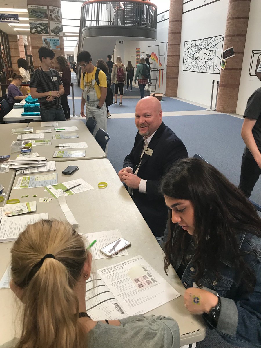 AllenHS_Eagles's tweet photo. Be the Match drive today! Dr. Johnston could be the one! #FindJackAMatch #bethematch https://t.co/UqJolLD8JS