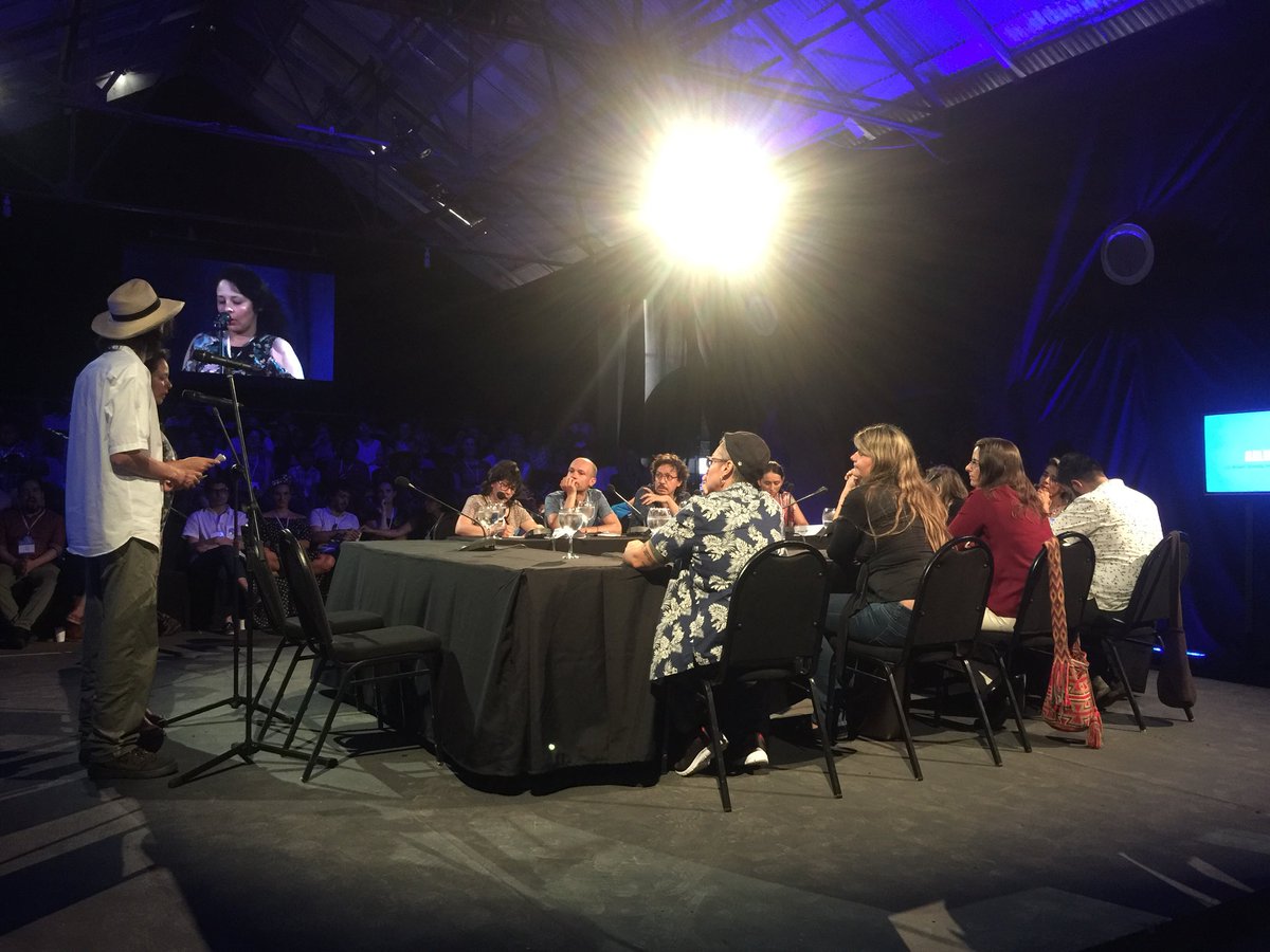 FCamaraOscura's tweet photo. “Buscamos generar espacios que nos permitan garantizar los derechos de la comunidad Wayúu y de la población LGBT”. Santiago Rodriguez, productor “Alma del desierto”.
#GoodPitchColombia #elpoderdeldocumental #goodpitch https://t.co/N0KvRYPEYJ