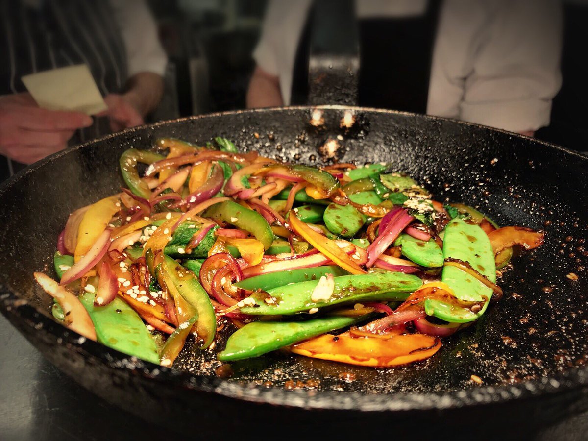 Have you tried our brand new summer menu yet? If not why not! Try now at the George at Baldock 🌸🥗