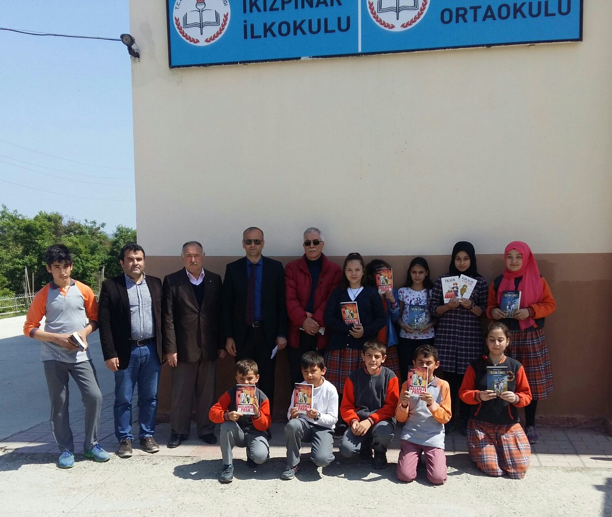 AYDIN555228's tweet photo. Oku dünyan değişsin.#Samsunokumavakti https://t.co/PNpMMLVMft