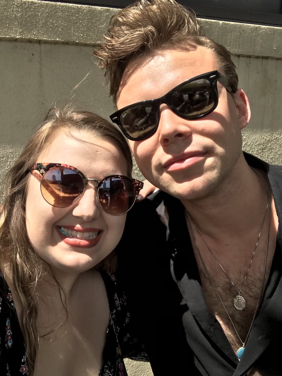 brookegiveshugs's tweet image. I can’t believe I just met @Ashton5SOS, thank you so much for being kind and stopping to talk to us!!!! #5SOS3Dallas is off to a great start 🎉